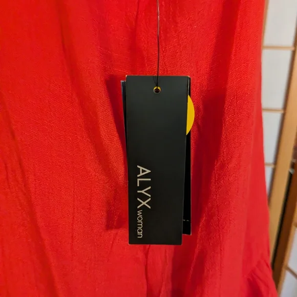 🆕 Alyx sleeveless top, plus size 1X, NEW with tags. Red ruffled - Picture 9 of 10